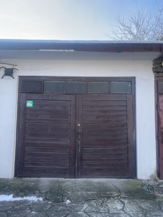 Murowany garaż w centrum Radlina