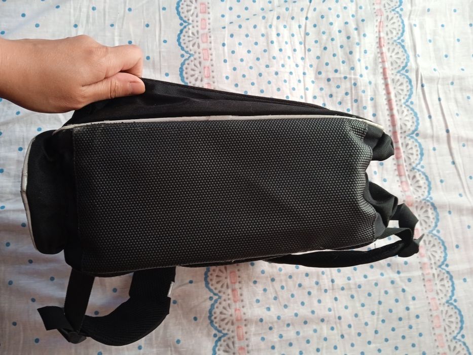 Портфель рюкзак для хлопчика початкових класів