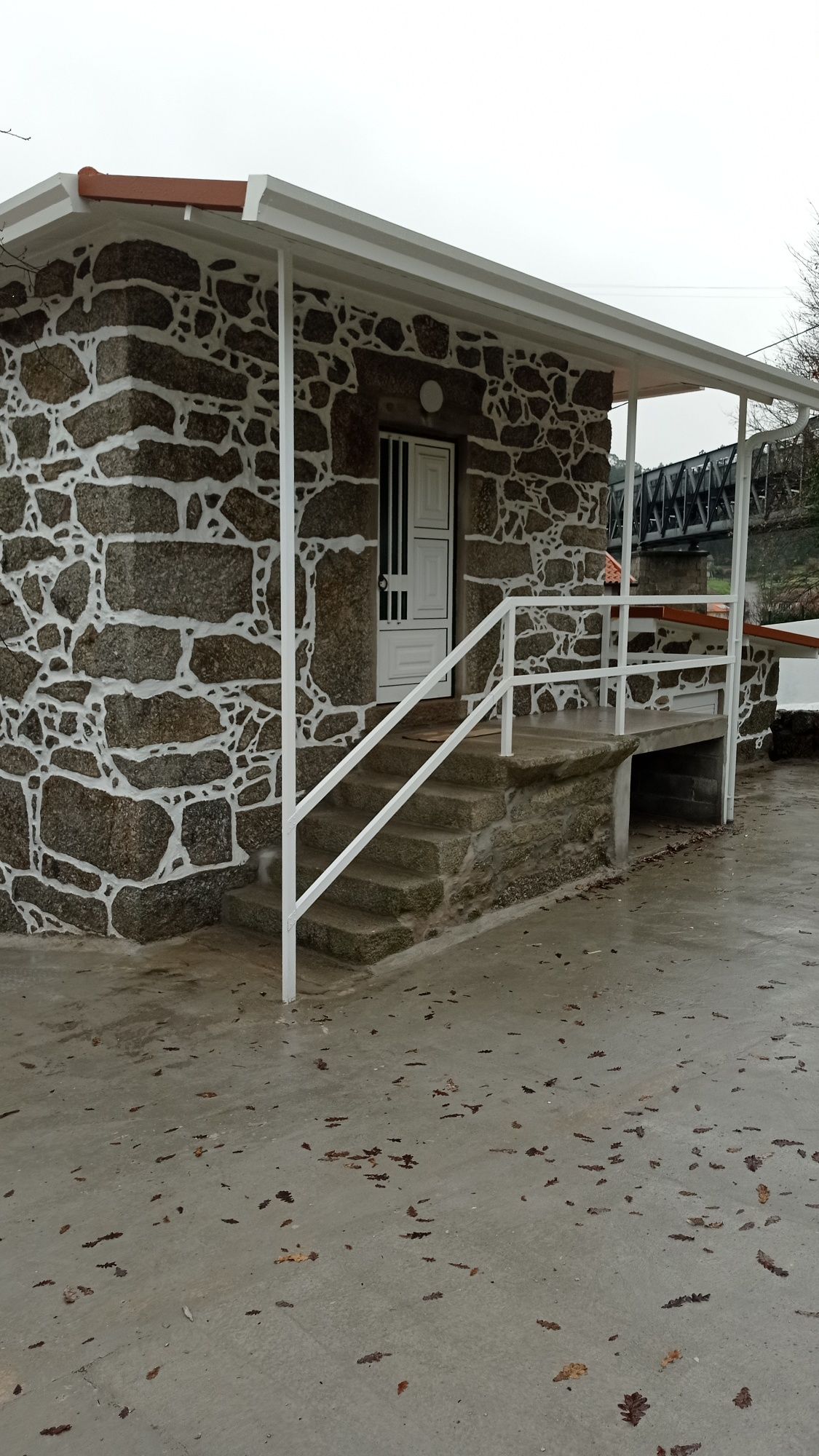 Arrenda -se  T1 400€ mês