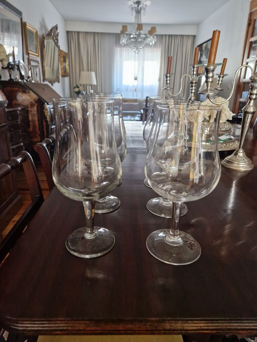 6 copos de pé para vinho/água em cristal. Impecáveis.