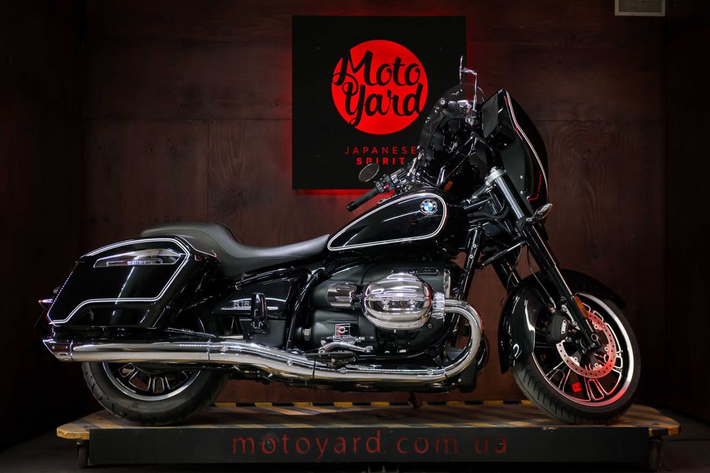 BMW R18 із Японії