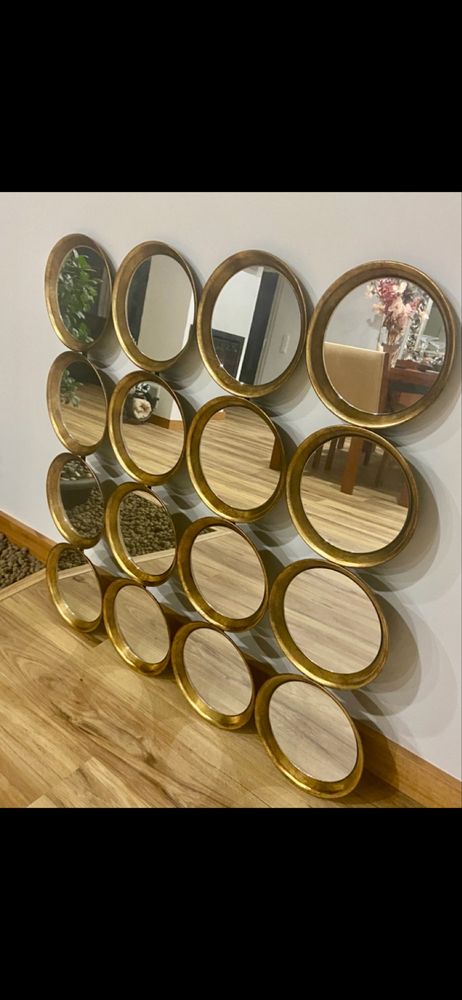 Espelho decorativo dourado
