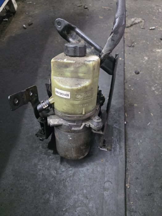 Ford Focus mk2 lift Pompa wspomagania