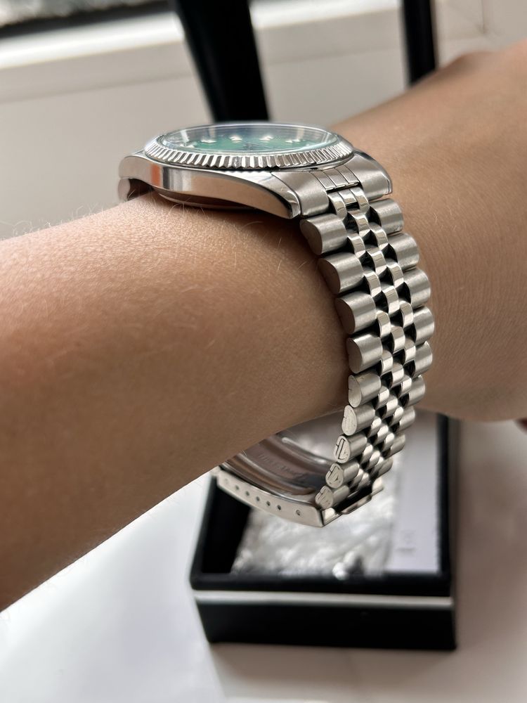 Годинник Sekonda