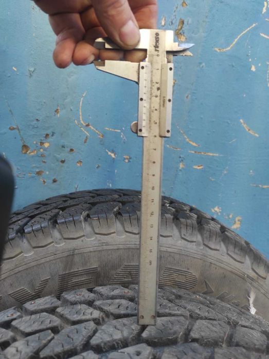 Продам резину 205R14C с дисками