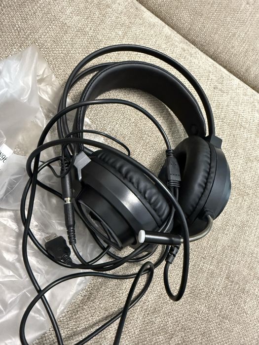 Навушники мікрофон гарнітура