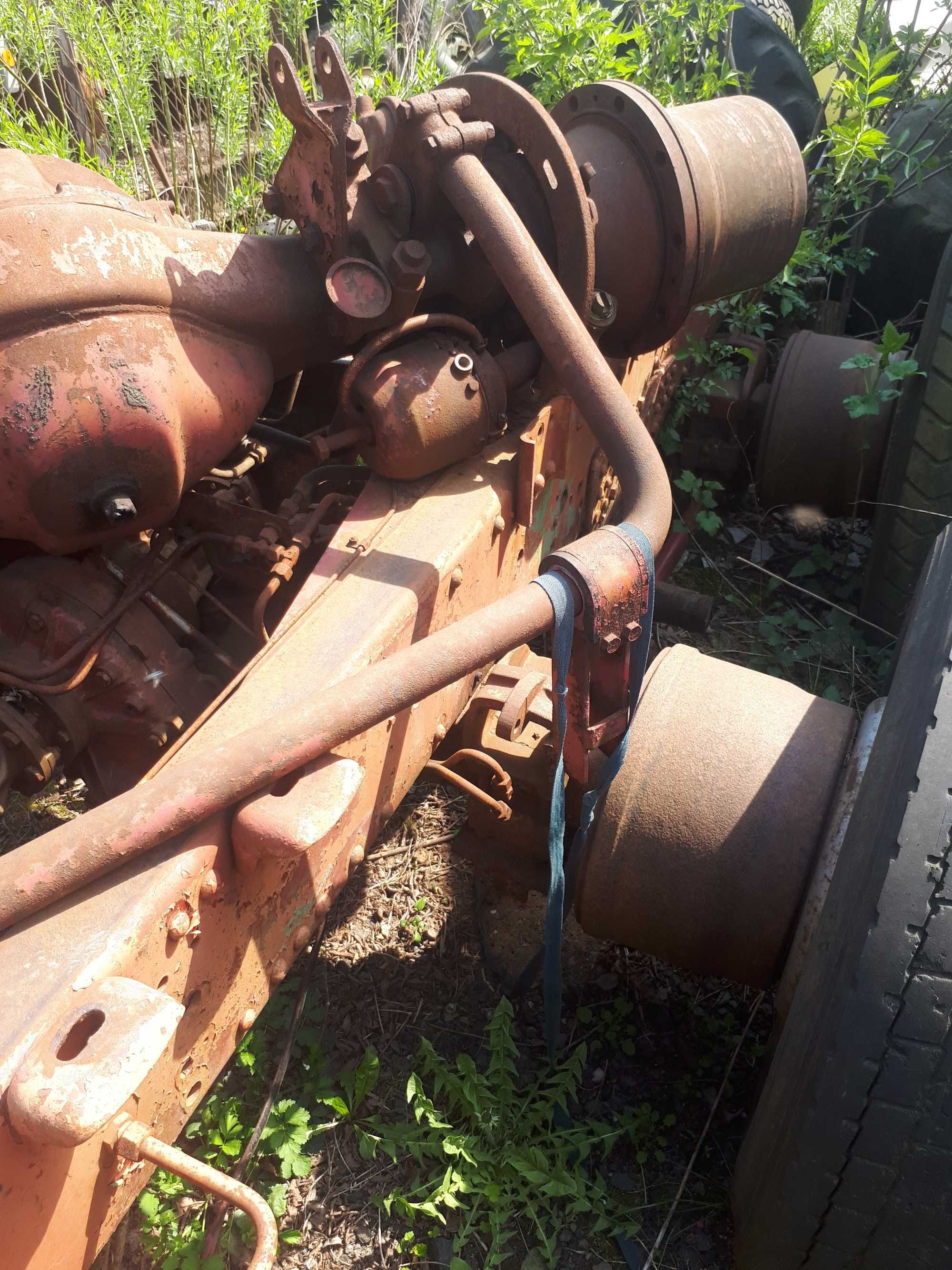 Wywrotka Magirus Deutz 6x6 V6 Części Resor