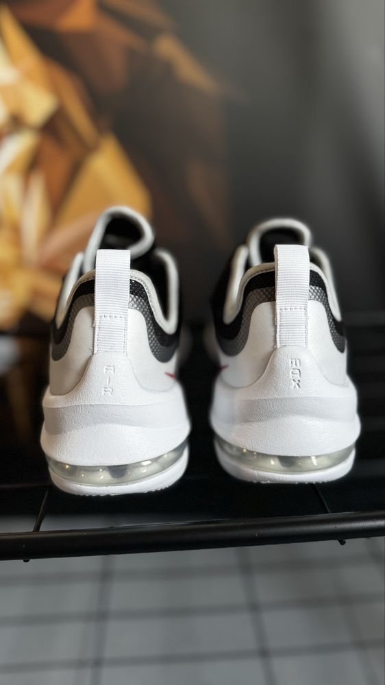 Кросівки Nike Air Max Axis AA2146-009 оригінал 40,5 (25,5 см)