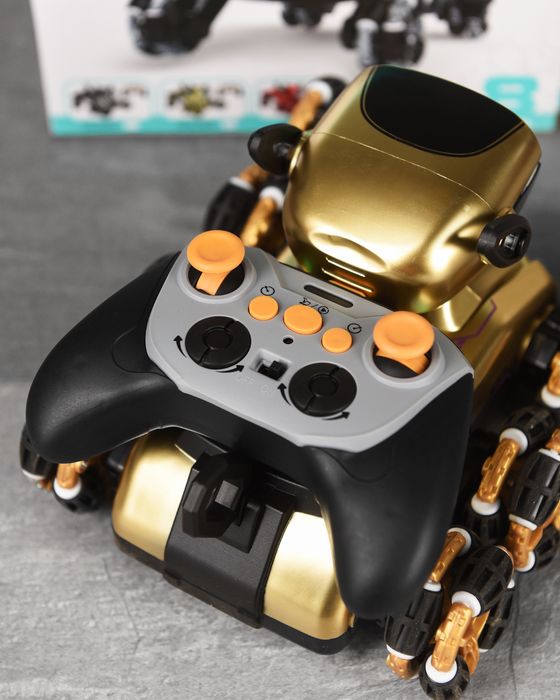 Робот собака на колесах, цікавий робот