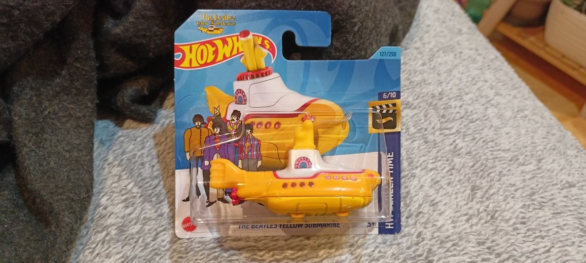 the beatles yellow submarine hot wheels