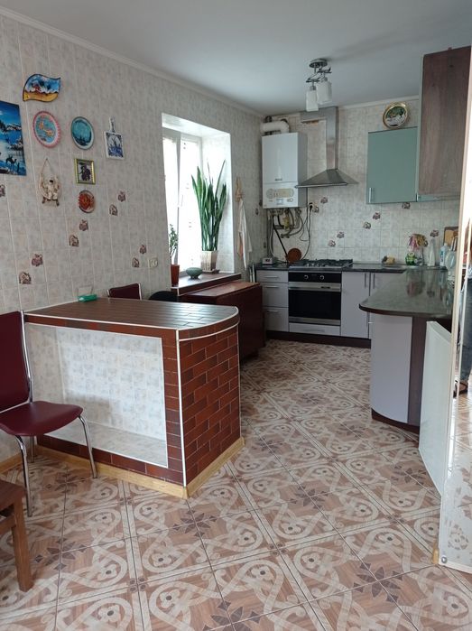 Здам будинок .Район Виставка