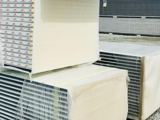 Płyta warstwowa obornicka ścienna płyty warstwowe blacha trapezowa T18