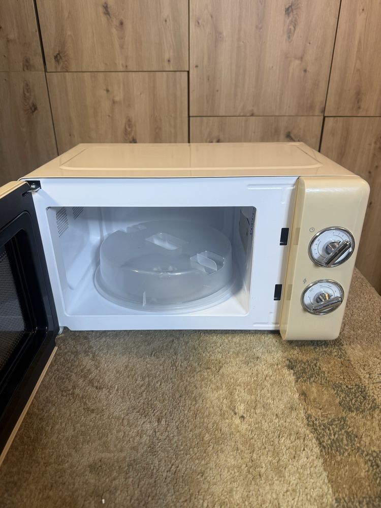 Kuchenka mikrofalowa Cecotec ProClean 3110 Retro Beżowy