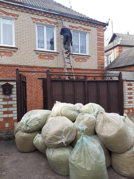 Утеплення будинку піноізолом, мінватою