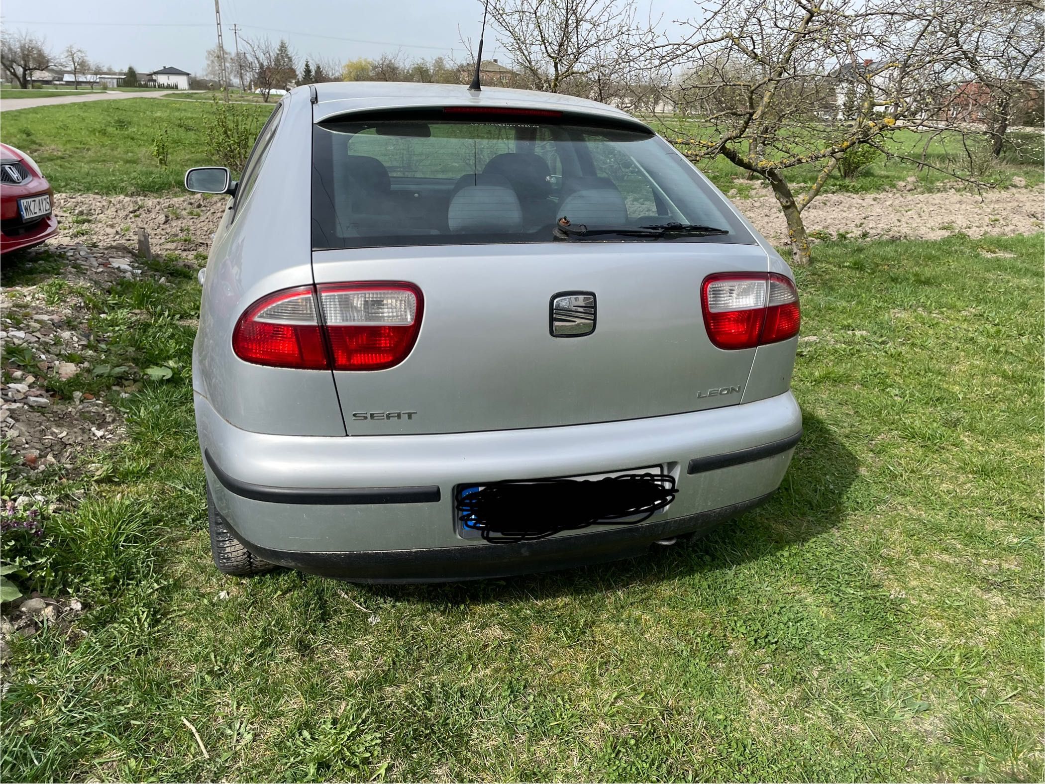 Leon 1,9 TDI zderzak, maska, drzwi, chłodnice itp Kolor LS7N