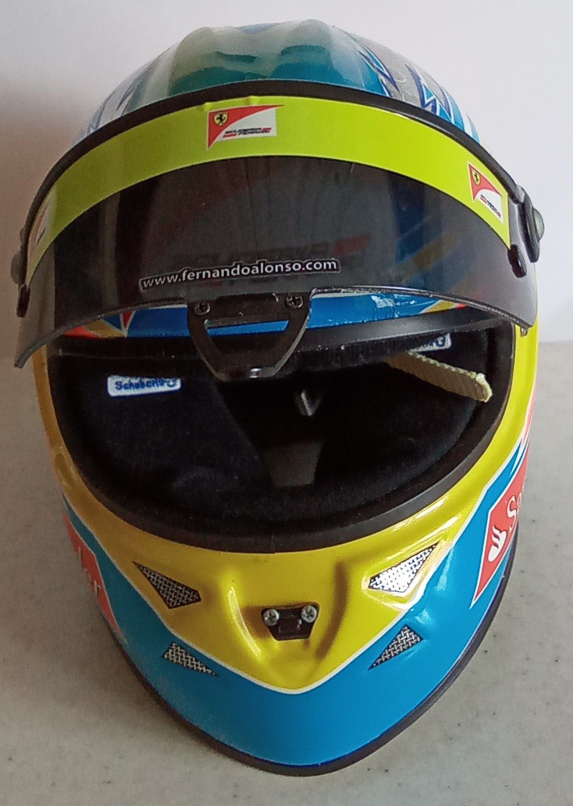 Міні-шолом пілота F1 Фернандо Алонсо