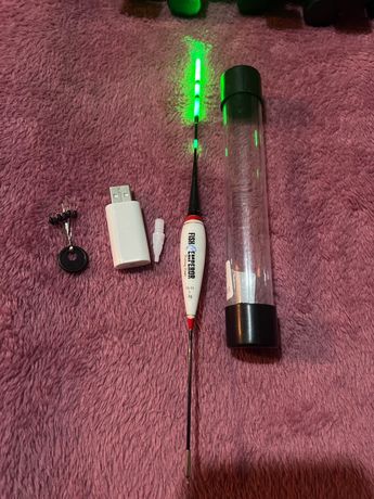 Spławik wędkarski LED z czujnikiem brań