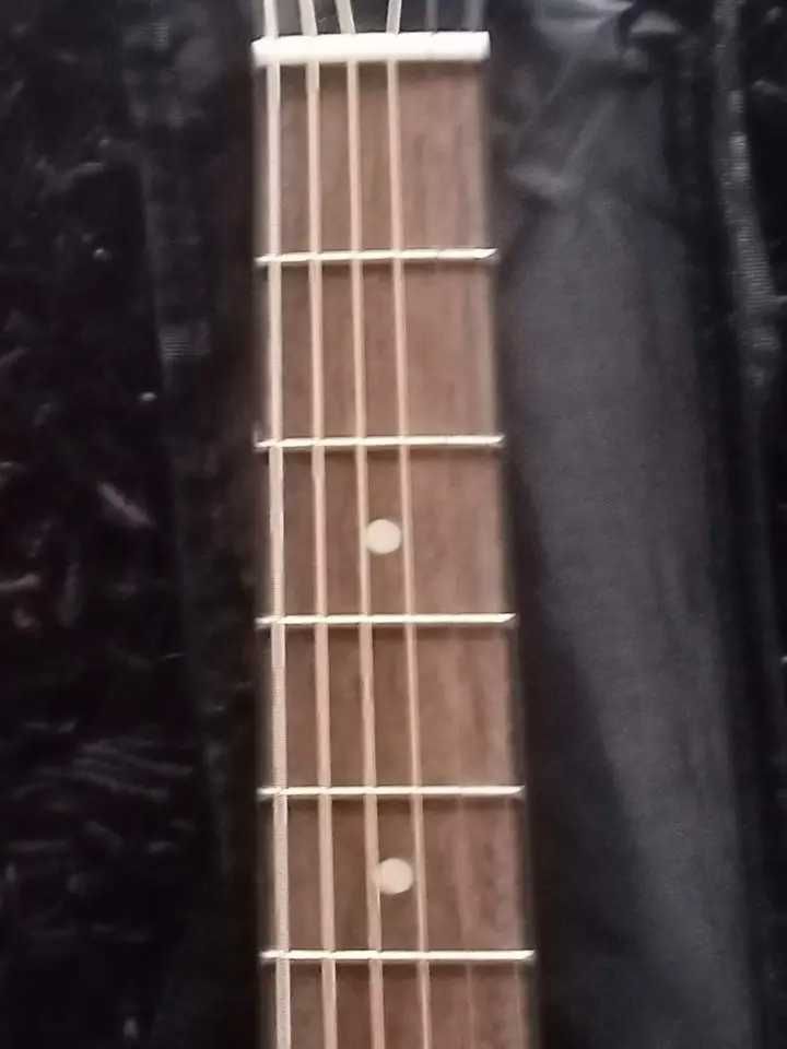 Guitarra acústica