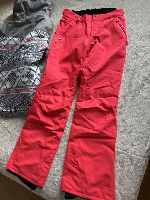 Гірськолижний жіночий костюм рожеві штани сіра куртка Roxy