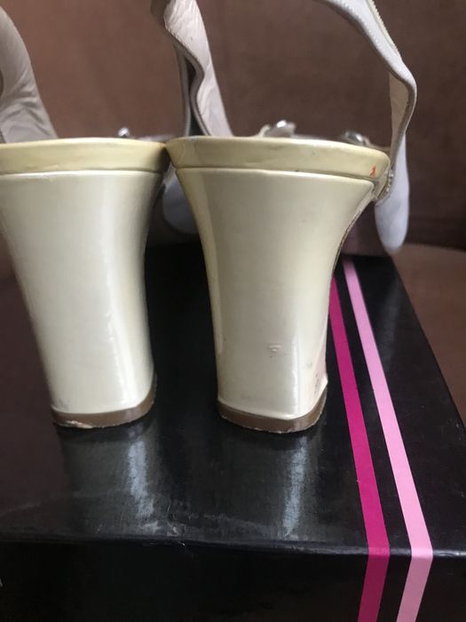 Czółenka szpilki eleganckie wesele impreza