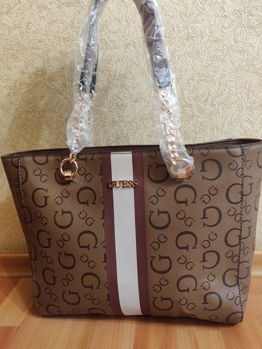 Нова оригінальна жіноча сумка GUESS