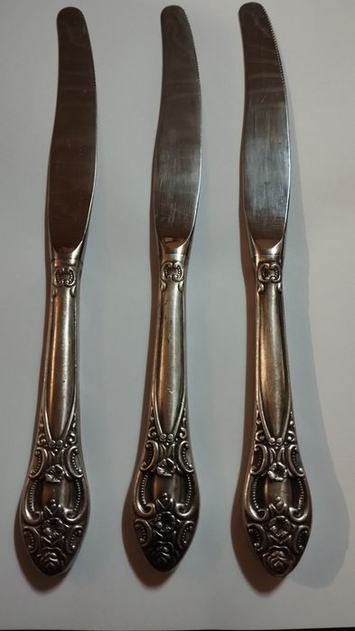 Продам ножі мельхіорові