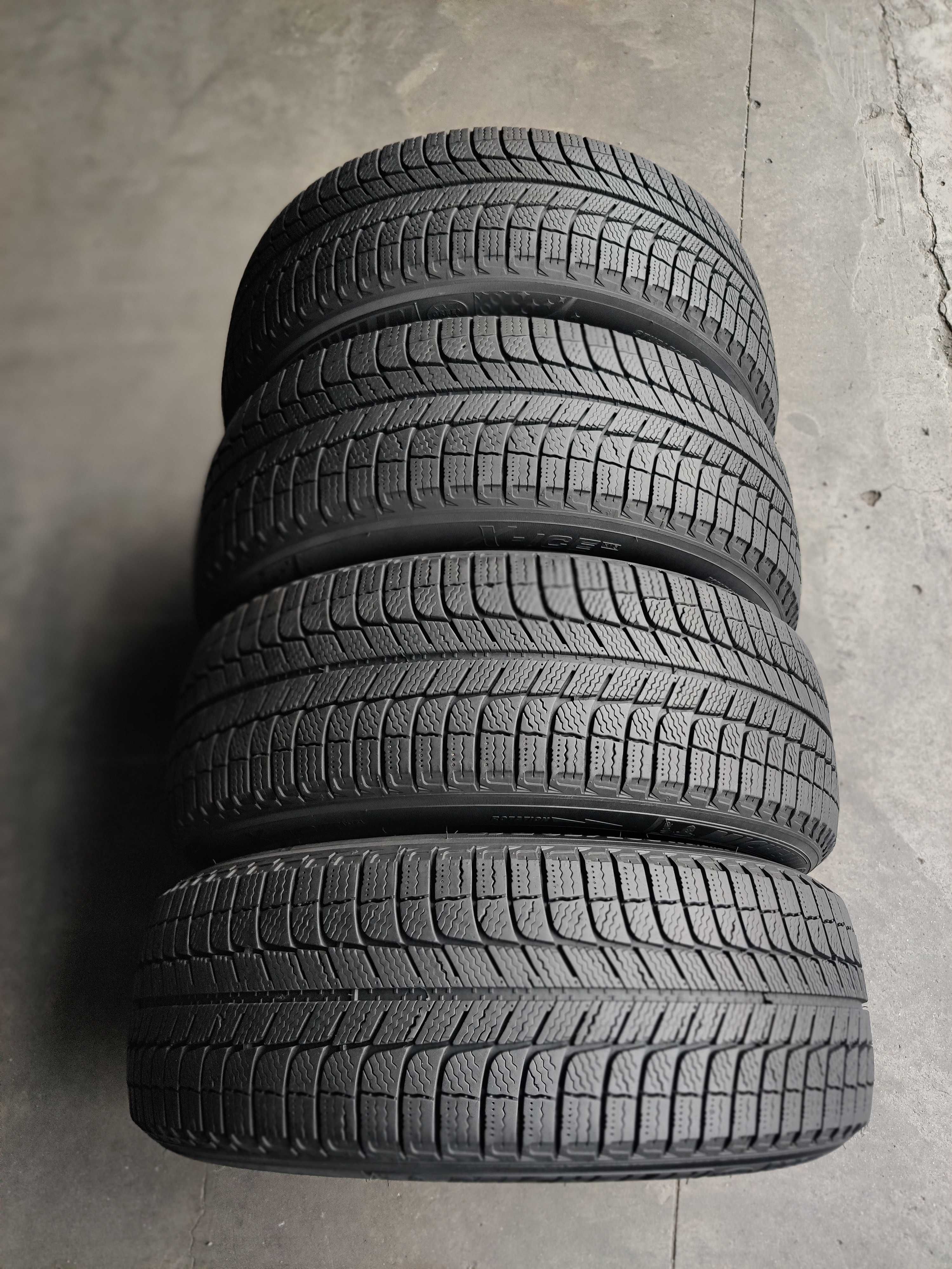 Зимові шини r17 225 60 Michelin XIce преміум липучки скандинавки
