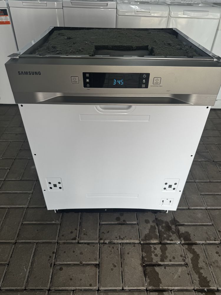 Zmywarka Samsunga  model  DW60M6040SS a++ 6 programów
