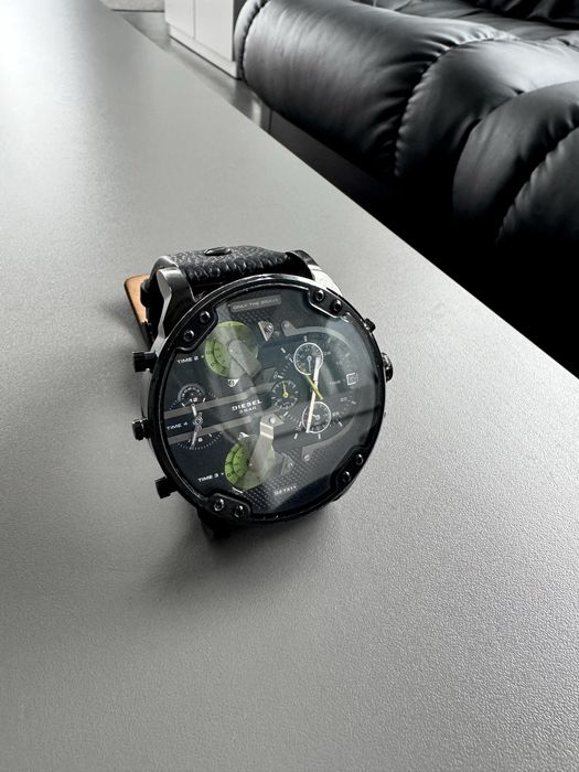 Продам годинник Diesel DZ-7311
