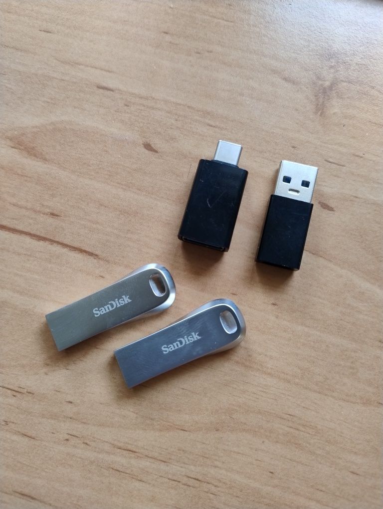 Флешка SanDisk 128GB Ultra Luxe USB 3.1