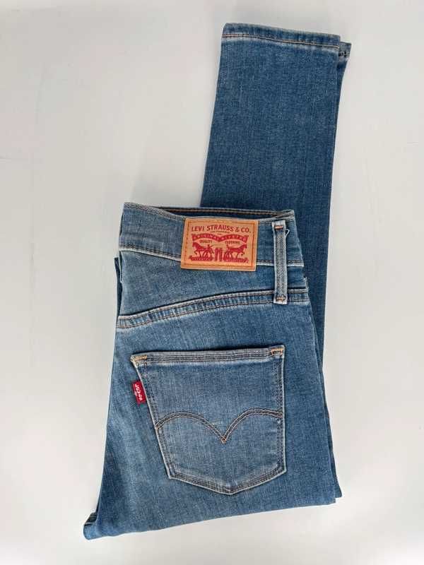Levi's W25 L32 damskie jeansy skinny Slimming Super Skinny jasny denim