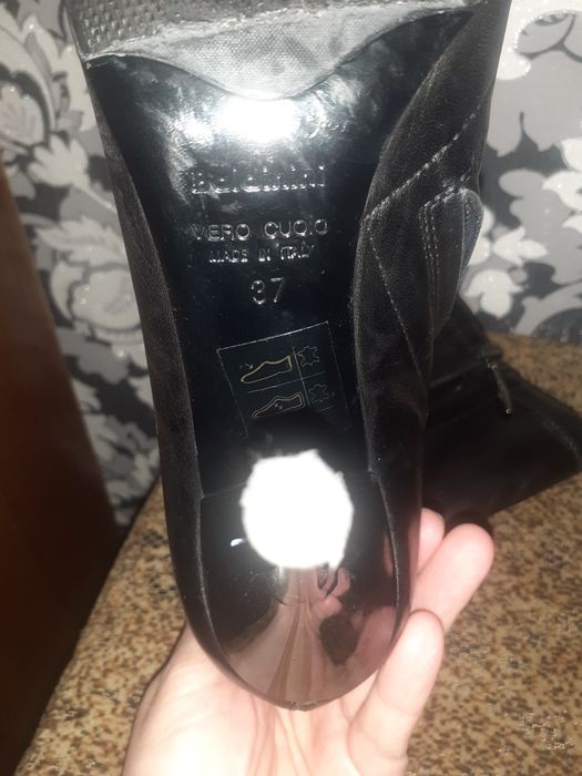 Сапожки демісезонні ,шкіряні,на шпильці