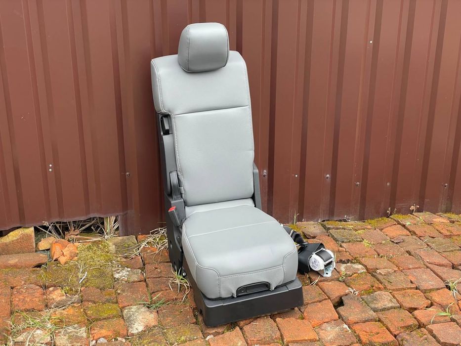 Сидіння в автобус додаткове сиденья в маршрутку бардачок підлокітник