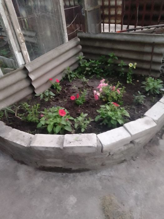 Продам дачный участок с двухэтажным домом