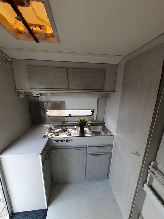 Beyerland Vitesse 380 2/3 osoby Przedsionek 89r Dmc 900kg super stan!