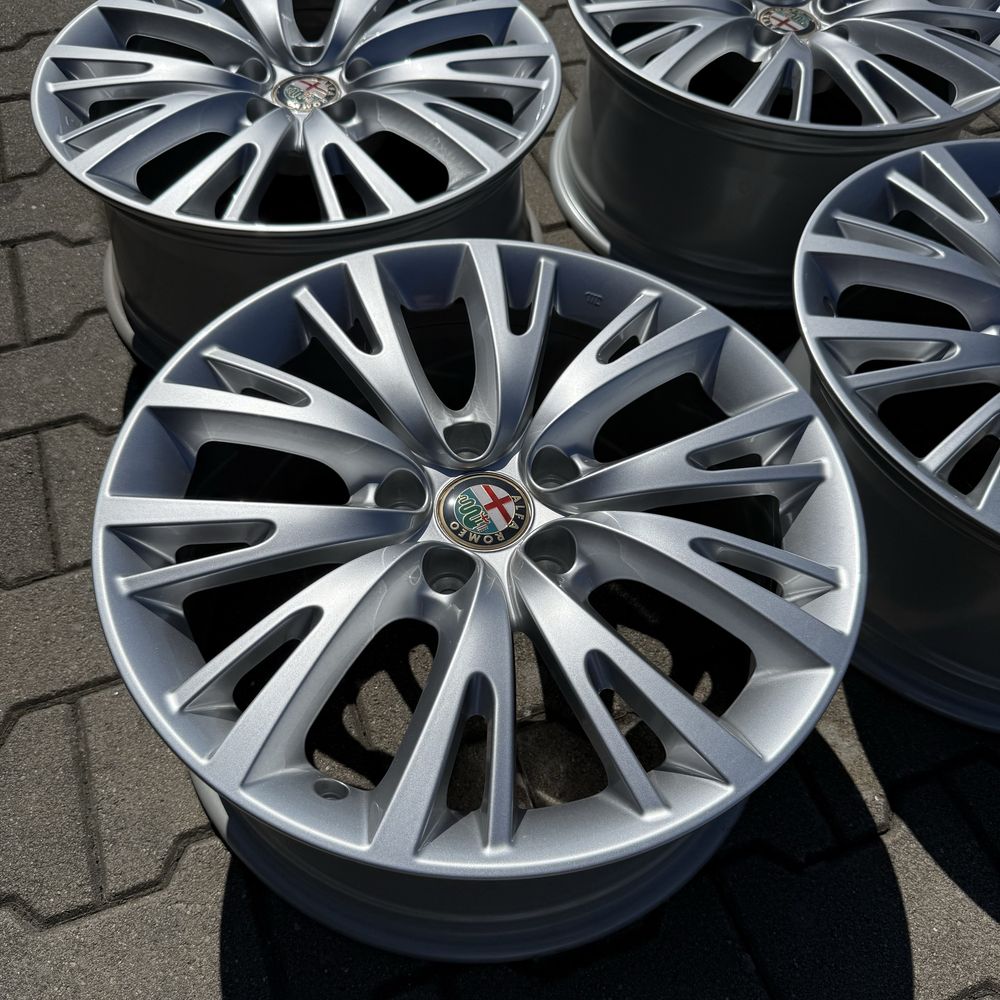 Sprzedam OEM alufelgi 17" Alfa Romeo Giulietta Brera Jeep Renegade