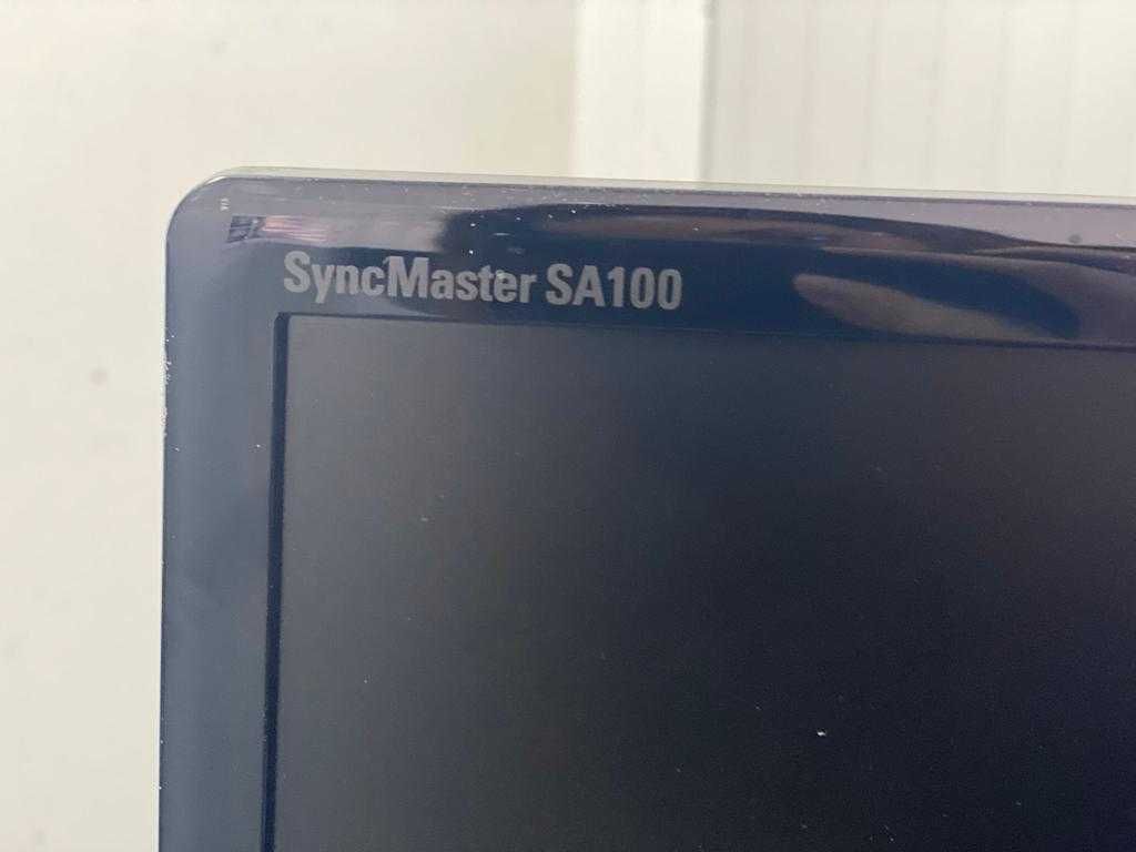 Monitor Samsung SyncMaster SA100