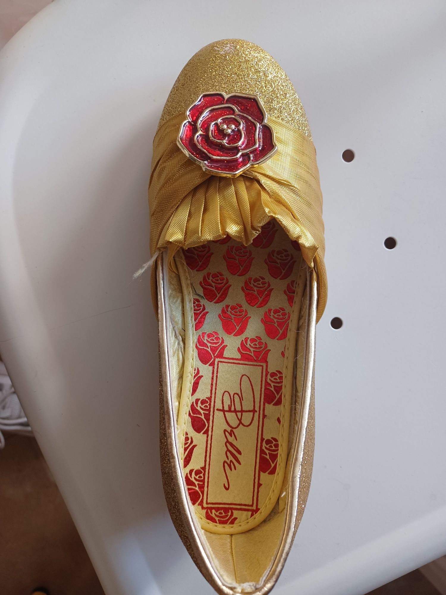 Sapatos bela e o monstro n⁰32 /33