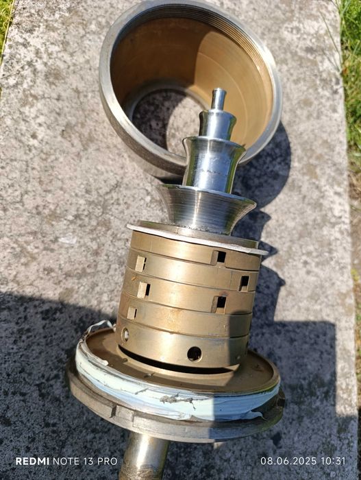 Фонтан  садовый тройная кала  нж