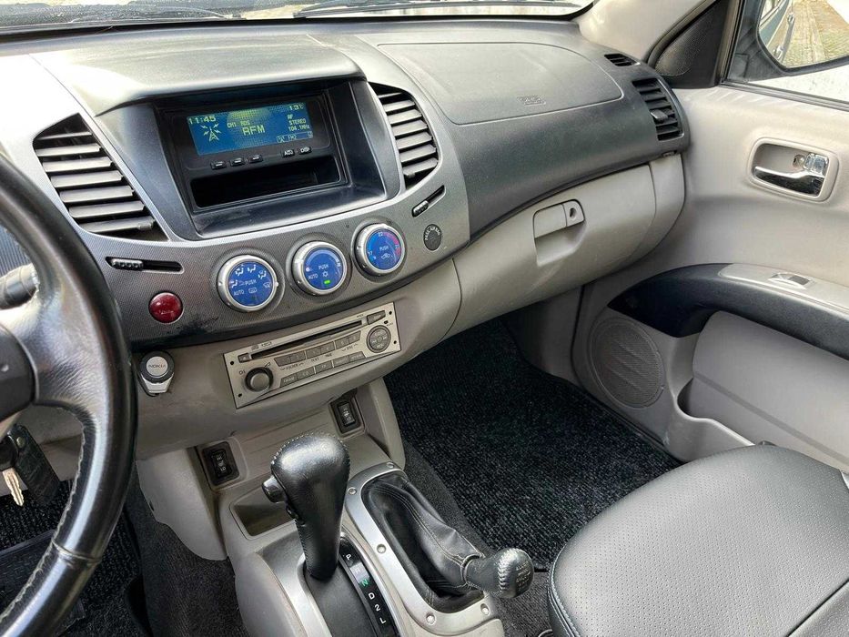 Mitsubishi L200 2.5DI-D STRAKAR