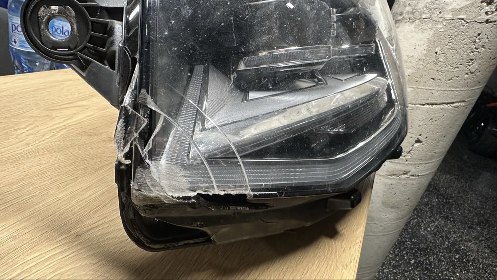 Lampa xenon reflektor vw t6 multivan caravelle