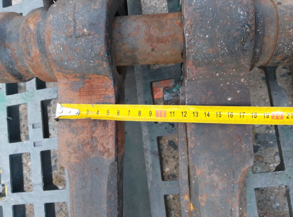 Imadło kowalskie duże masywne stare