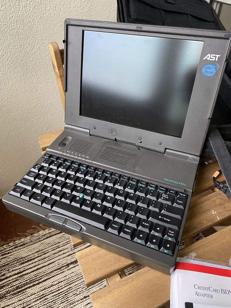 Computador portátil vintage Notebook AST * ler descrição *