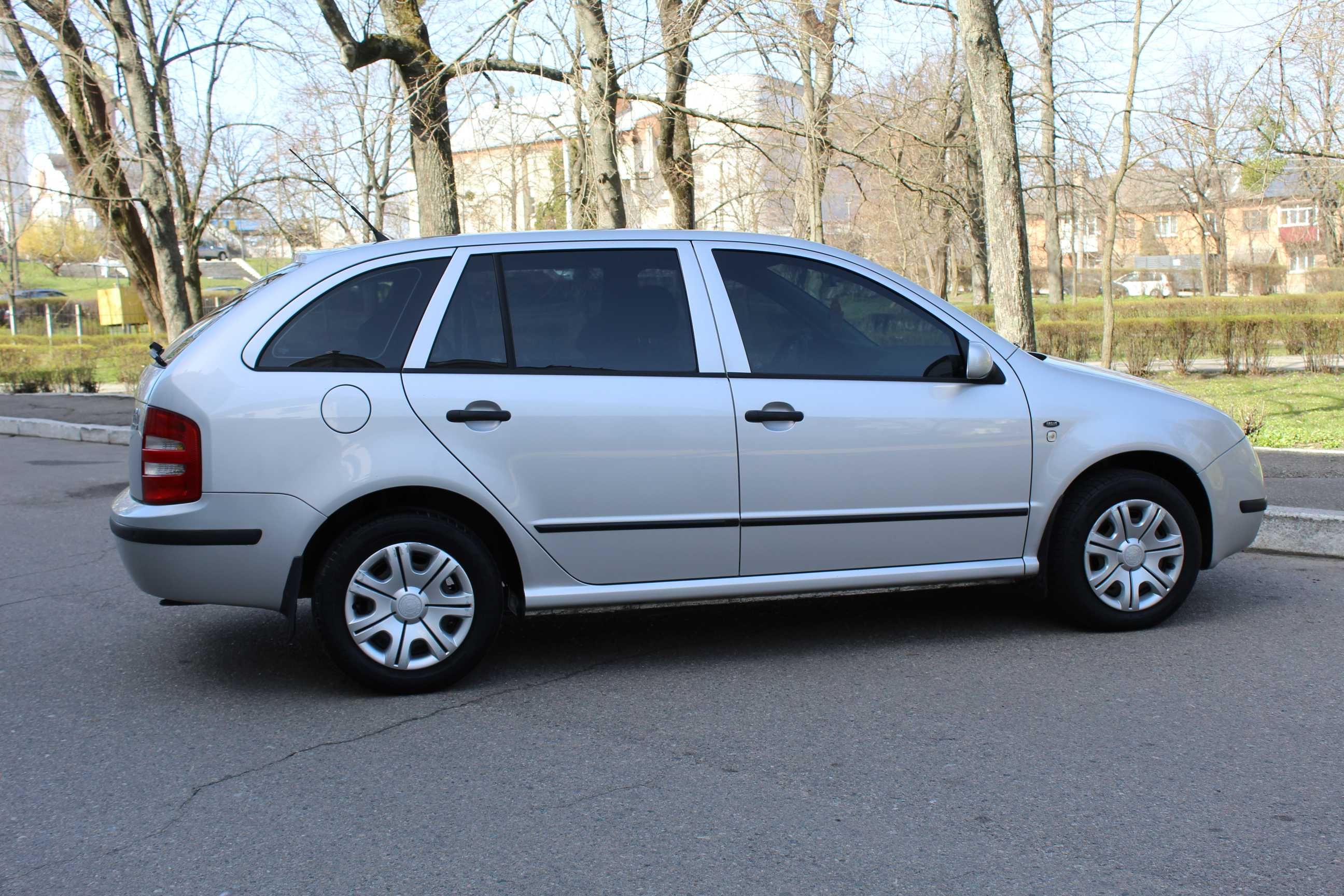 Skoda Fabia 1.4 Автомат Elegance