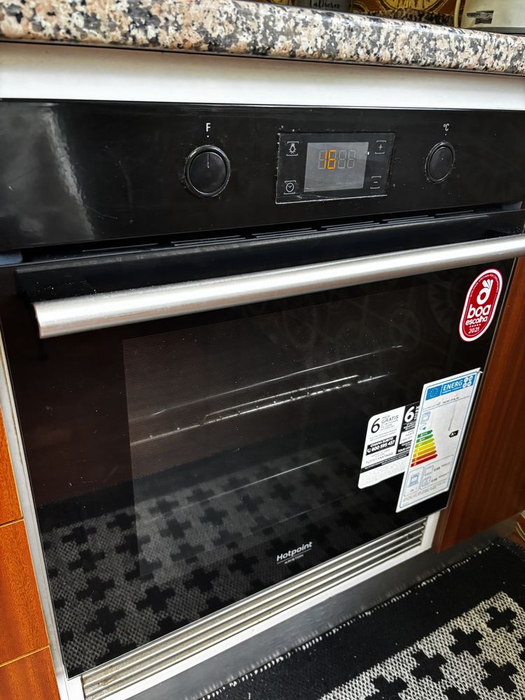 Forno Hotpoint Ariston