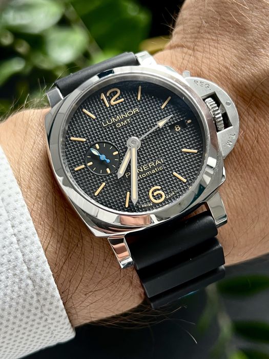 Panerai Luminor PAM01535 GMT 42mm, rolex omega