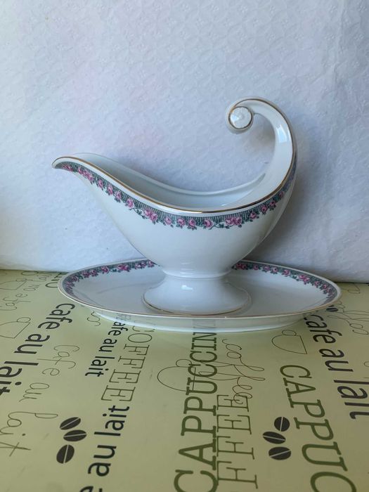 Molheiras em porcelana antiga marca Hutschenreuther Selb (L.H.S)