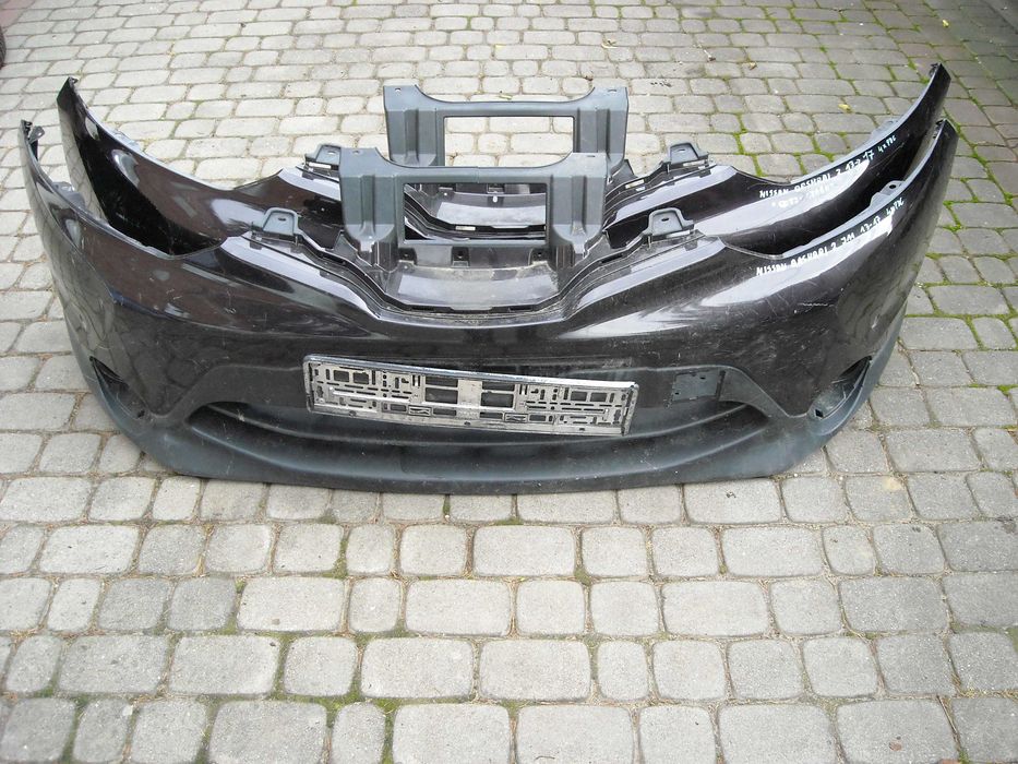 Nissan Qashqai 2 Zderzak przód PDC 13-17