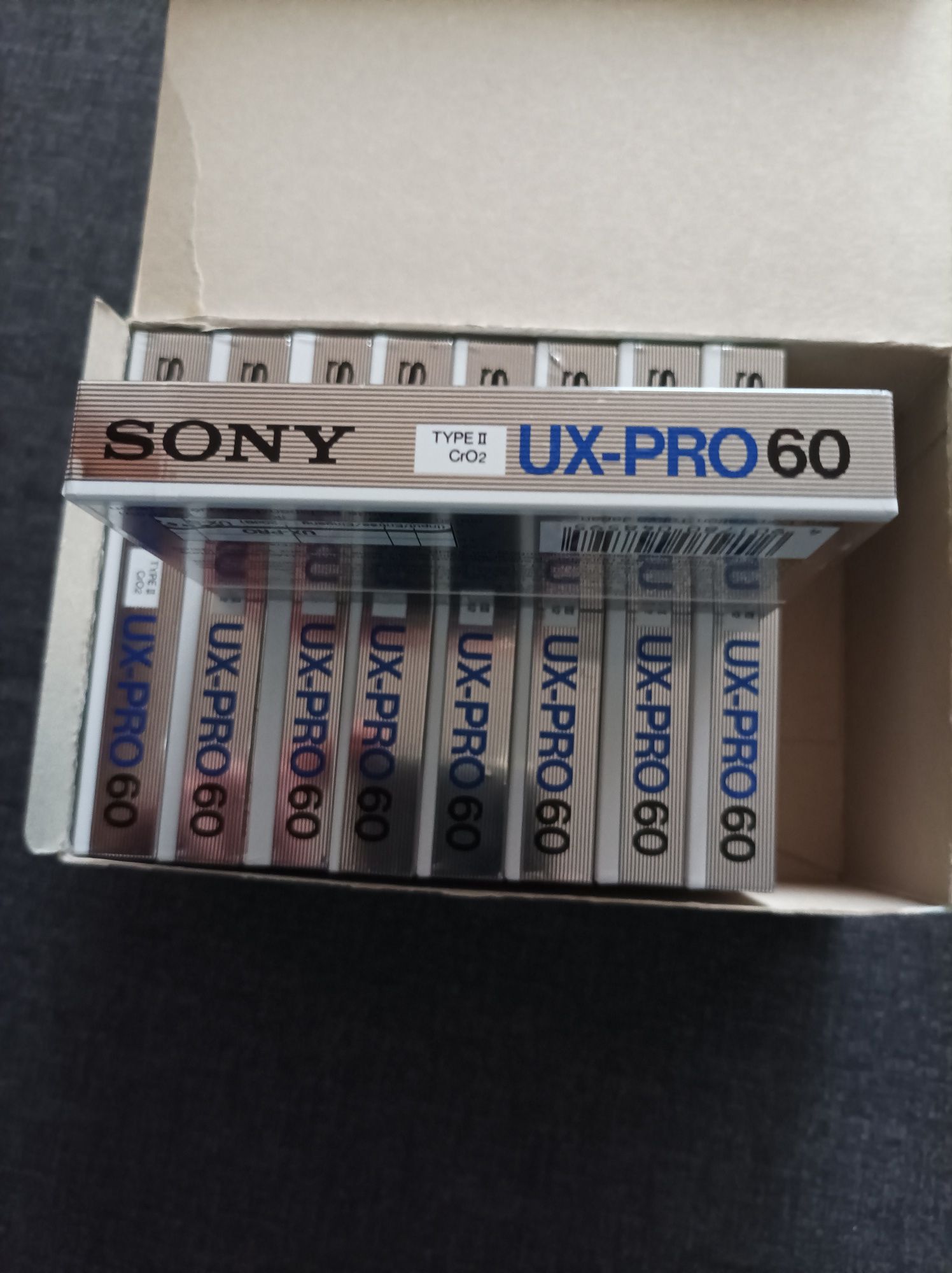 Kaseta SONY UX -PRO 60 Super Chrom CrO2, 1986 r. ,cena za 1 kasetę