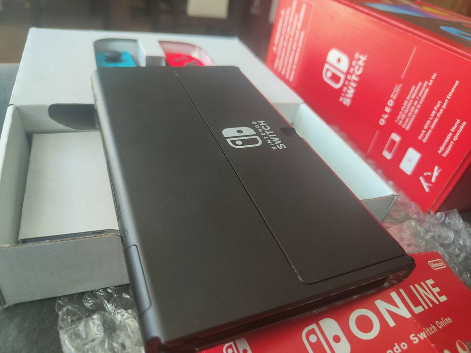 Konsola NINTENDO Switch OLED + GRY 3x Super Mario Minecraft Ninjago